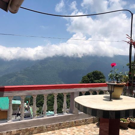 Raibas Homestay ดาร์จีลิง ภายนอก รูปภาพ